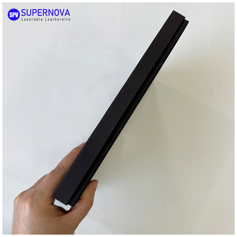 Laser Sculpta Aurum Kraft Paper Gift Box